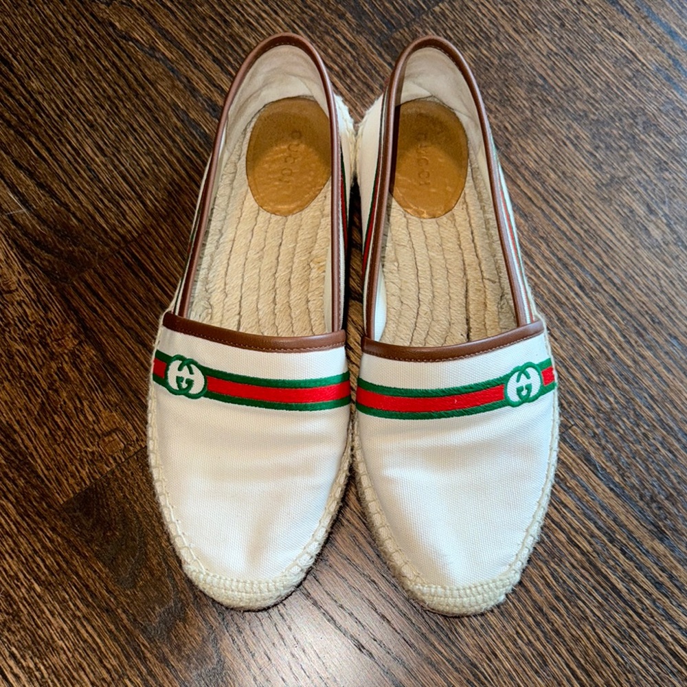 Gucci Cream Espadrilles with Red and Green Accents